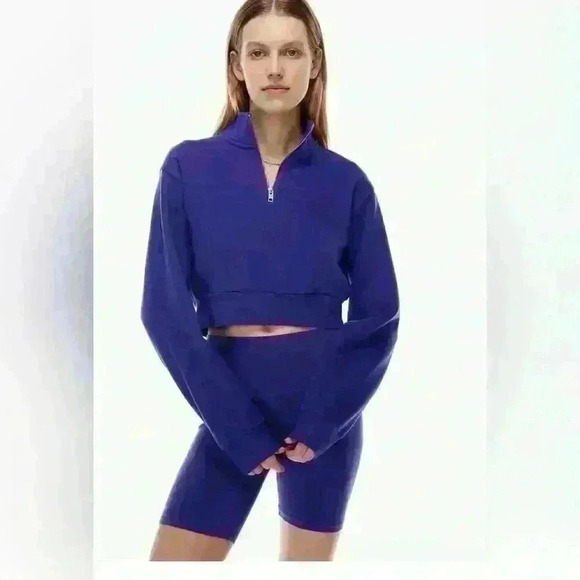 TNA Aritzia 
Airy Fleece Perfect 1/4 Zip Sweatshirt,  size M| royal blue - Picture 1 of 7